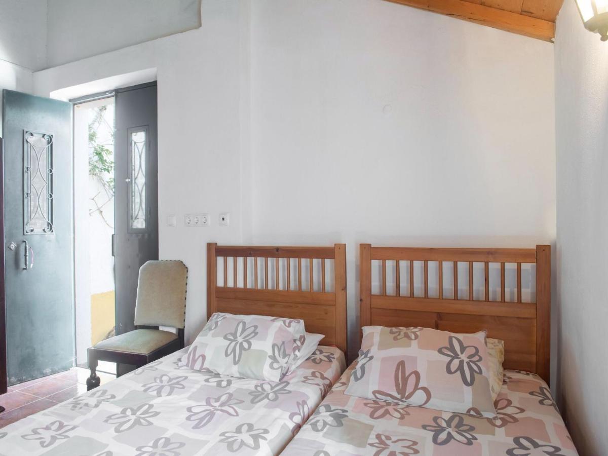 הוילה מונטרמור-או-נובו House With Authentic Tiling And Antique Furniture מראה חיצוני תמונה