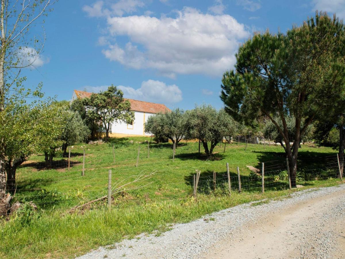 הוילה מונטרמור-או-נובו House With Authentic Tiling And Antique Furniture מראה חיצוני תמונה